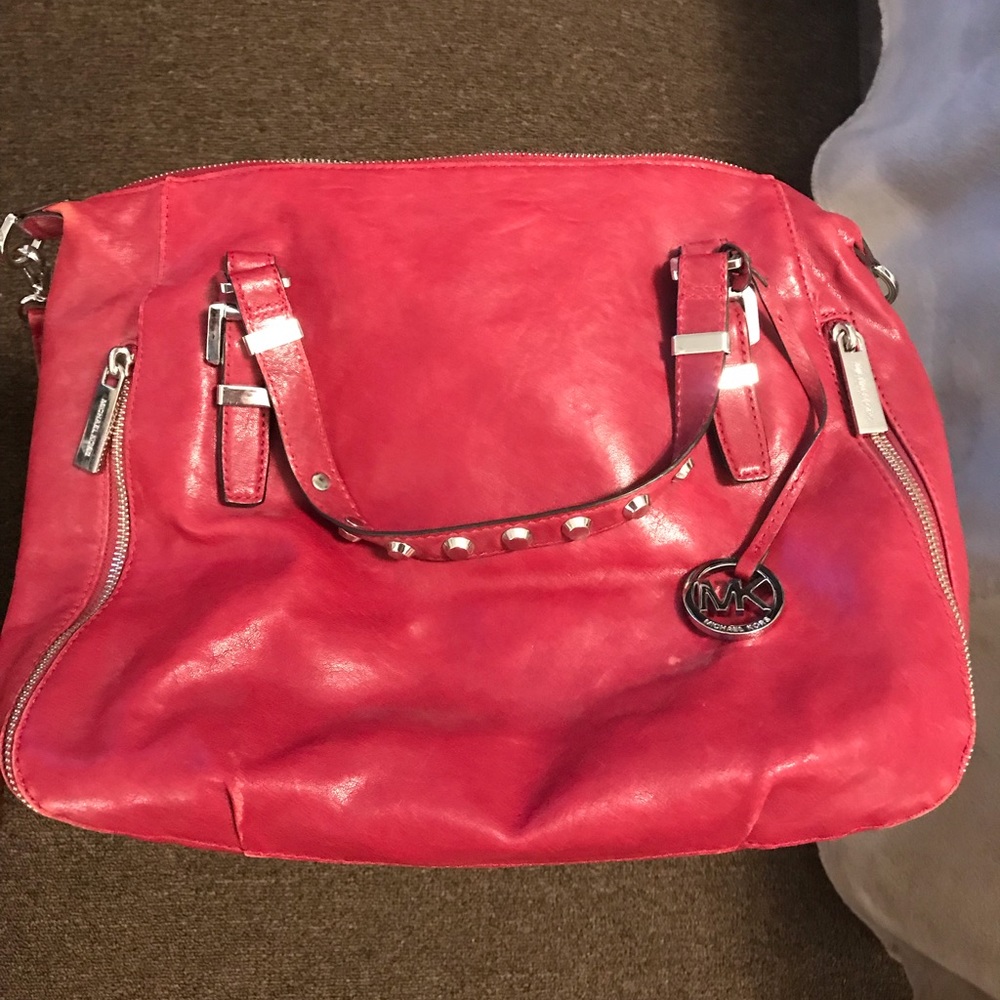 Authentic Michael Kors crossbody bag.